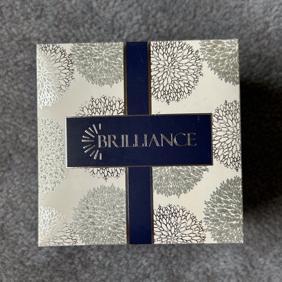 Swarovski Crystals “NANA” Family Adjustable Slide Bracelet by Brilliance NWT - Picture 5 of 7